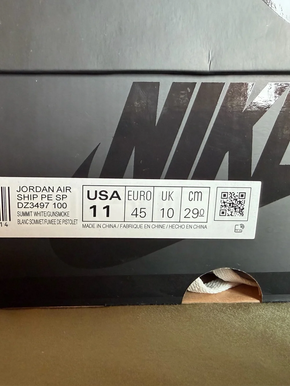 Jordan Air Ship NWOT in box